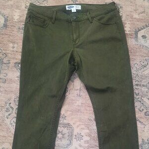 Old Navy  Rockstar Super Skinny Olive Green Women's Size 12 Petite Pants